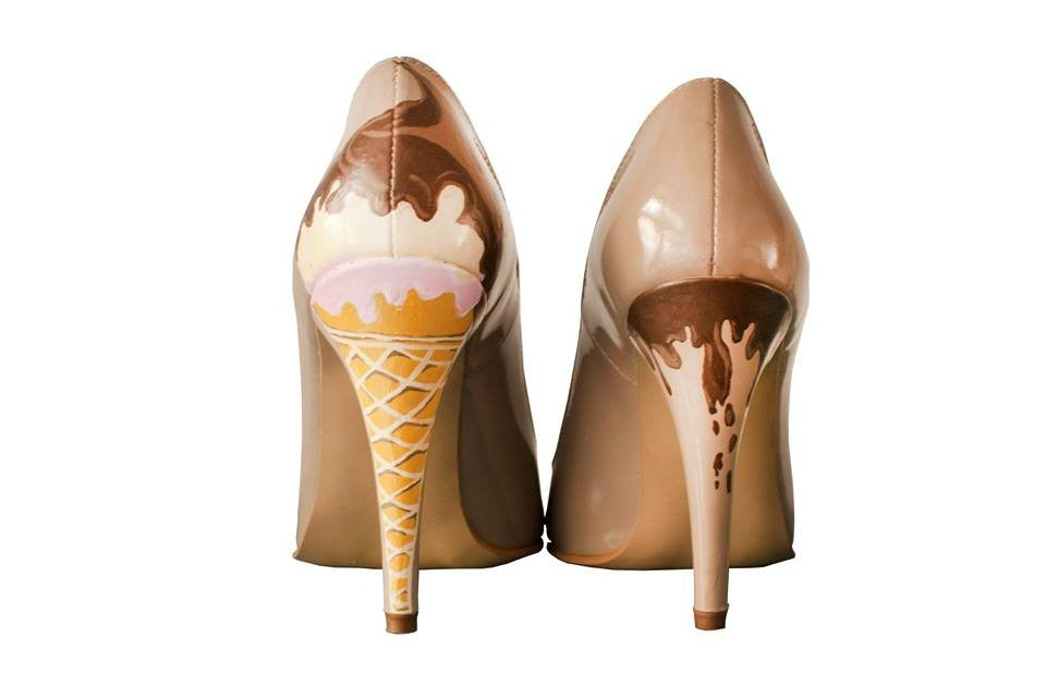 Pantofi pictati manual Cupcake - orice culoare