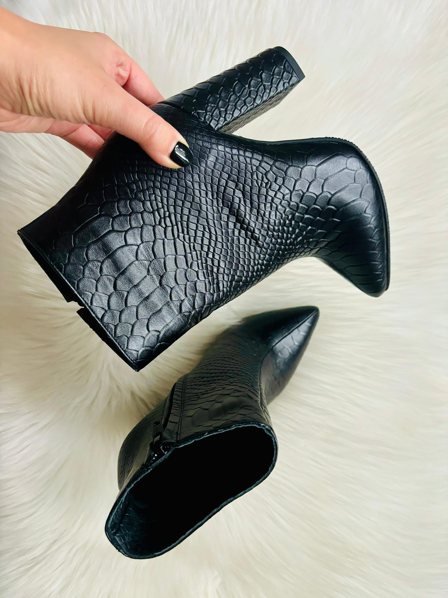 Botine Piele Imprimeu Sarpe Maro  L20 - Orice Culoare