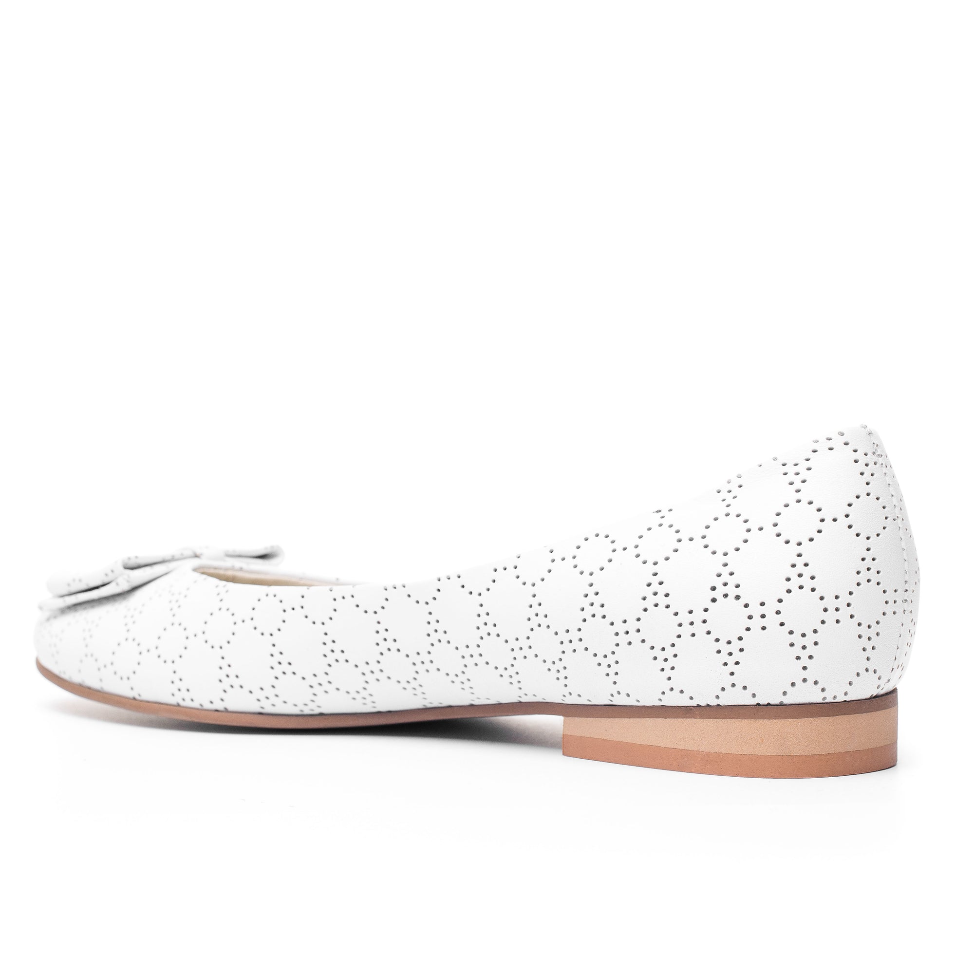 Balerini piele naturala Chic Alb Perforat disponibili pe orice culoare