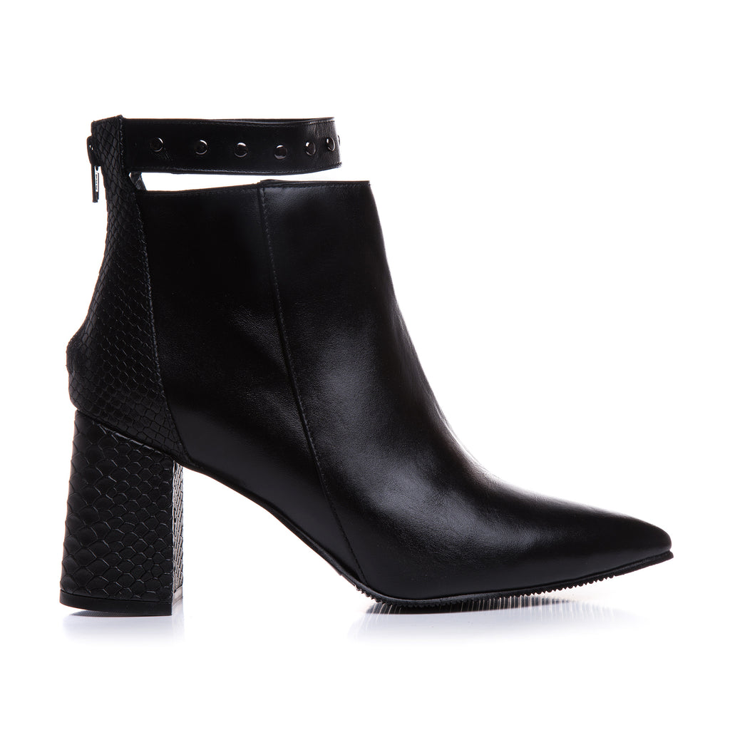 Botine Piele Negru Cu Bareta Emily L12 - Orice Culoare