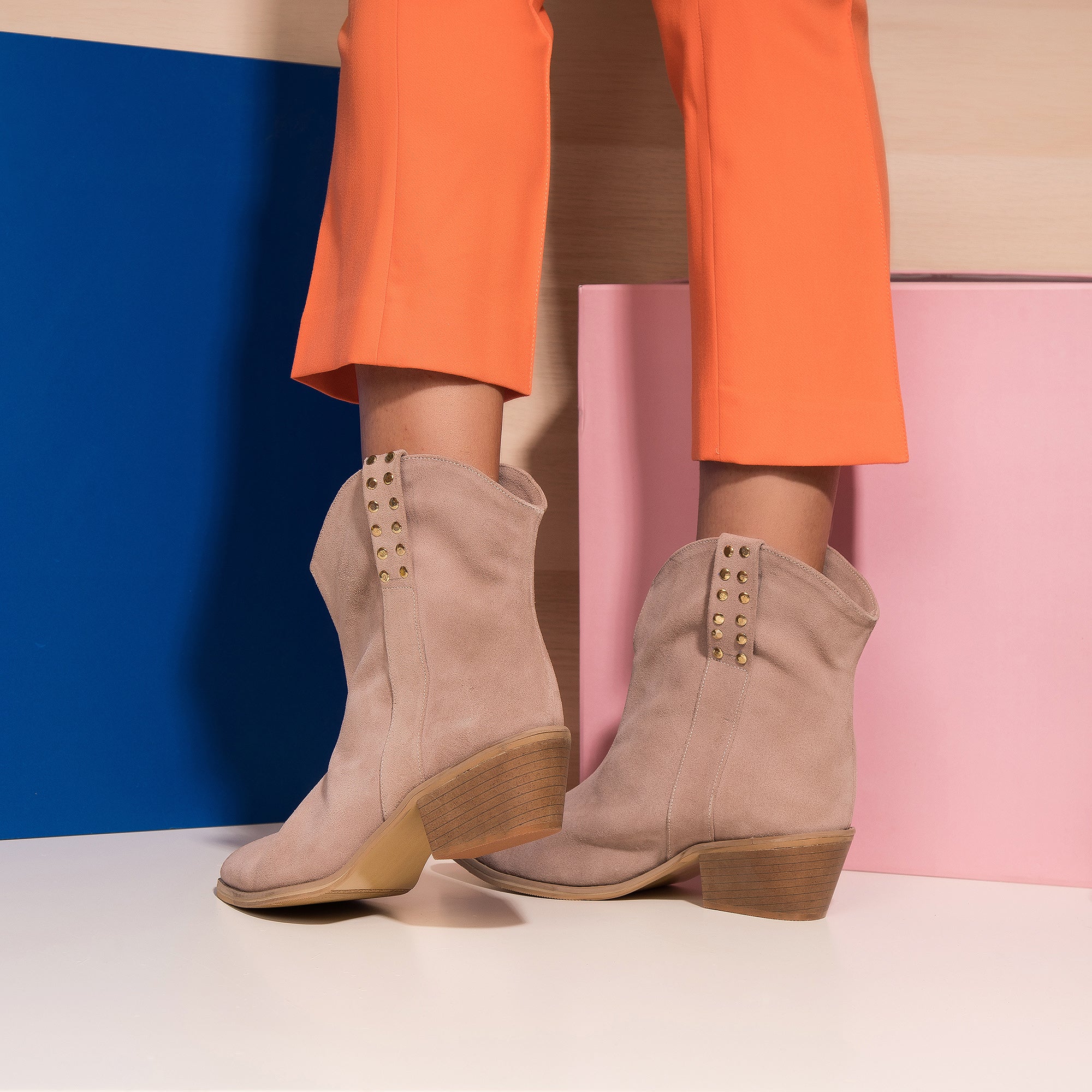 Ciocate Piele Intoarsa Bej A1 - Orice Culoare
