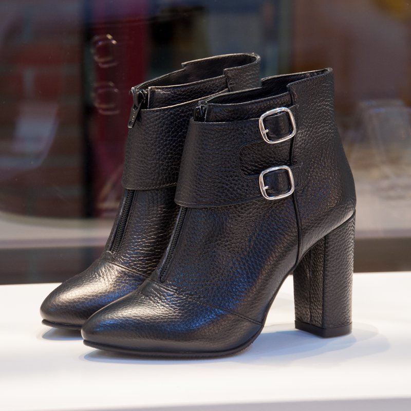 Botine Piele Naturala Doryn D34 - Orice Culoare