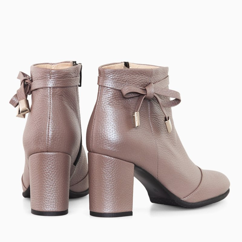 Botine Piele Naturala Grej Annia D4 - Orice Culoare