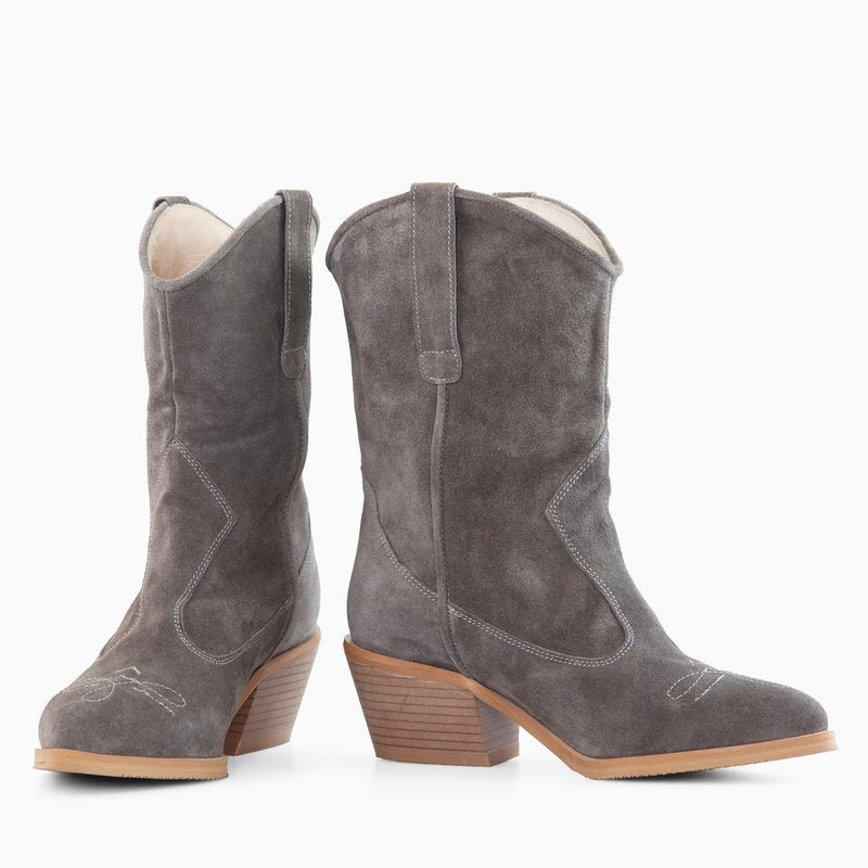 Ciocate Piele Intoara Gri Amelie D55 - Orice Culoare