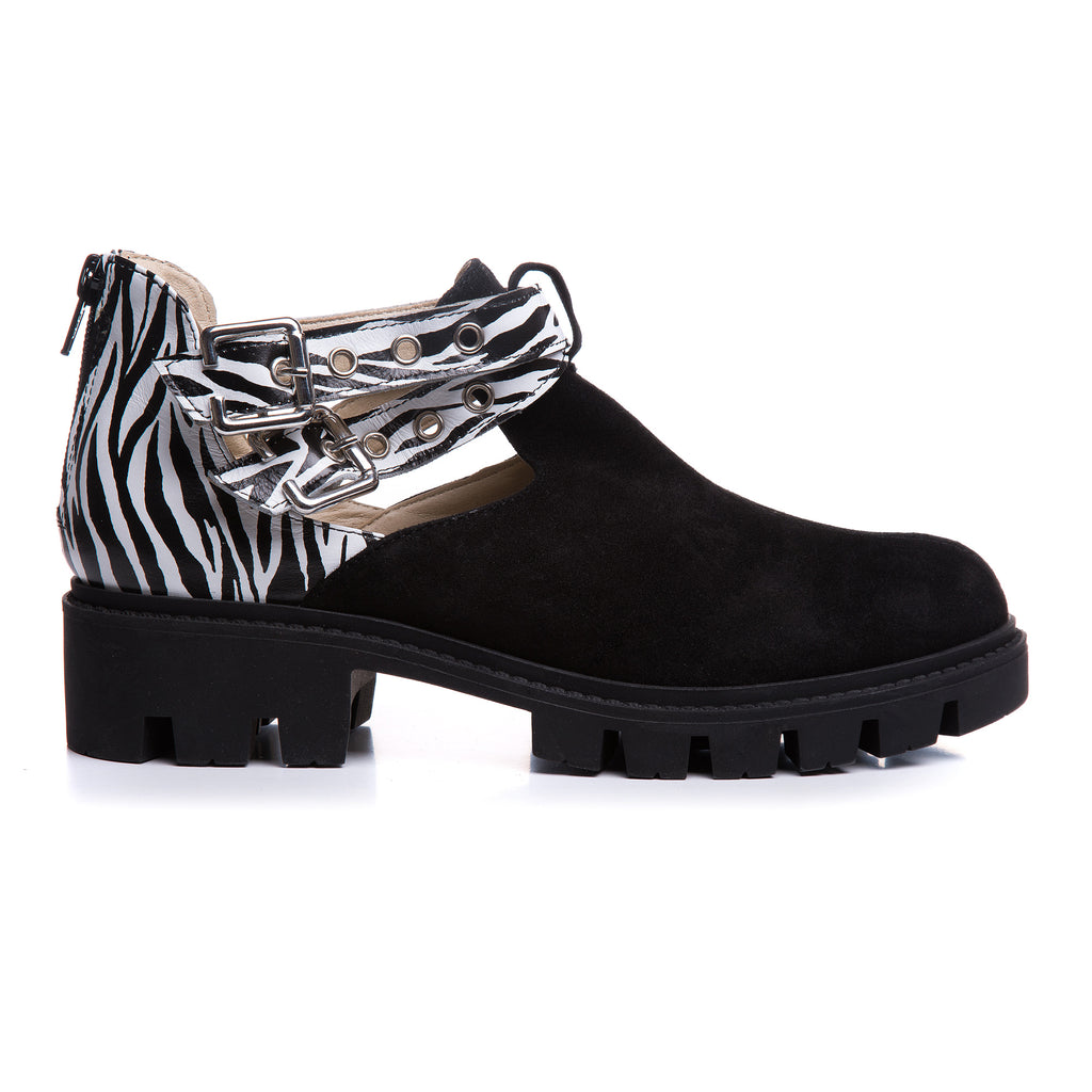 Ghete Piele Imprimeu Zebra Sara  V41 - Orice Culoare