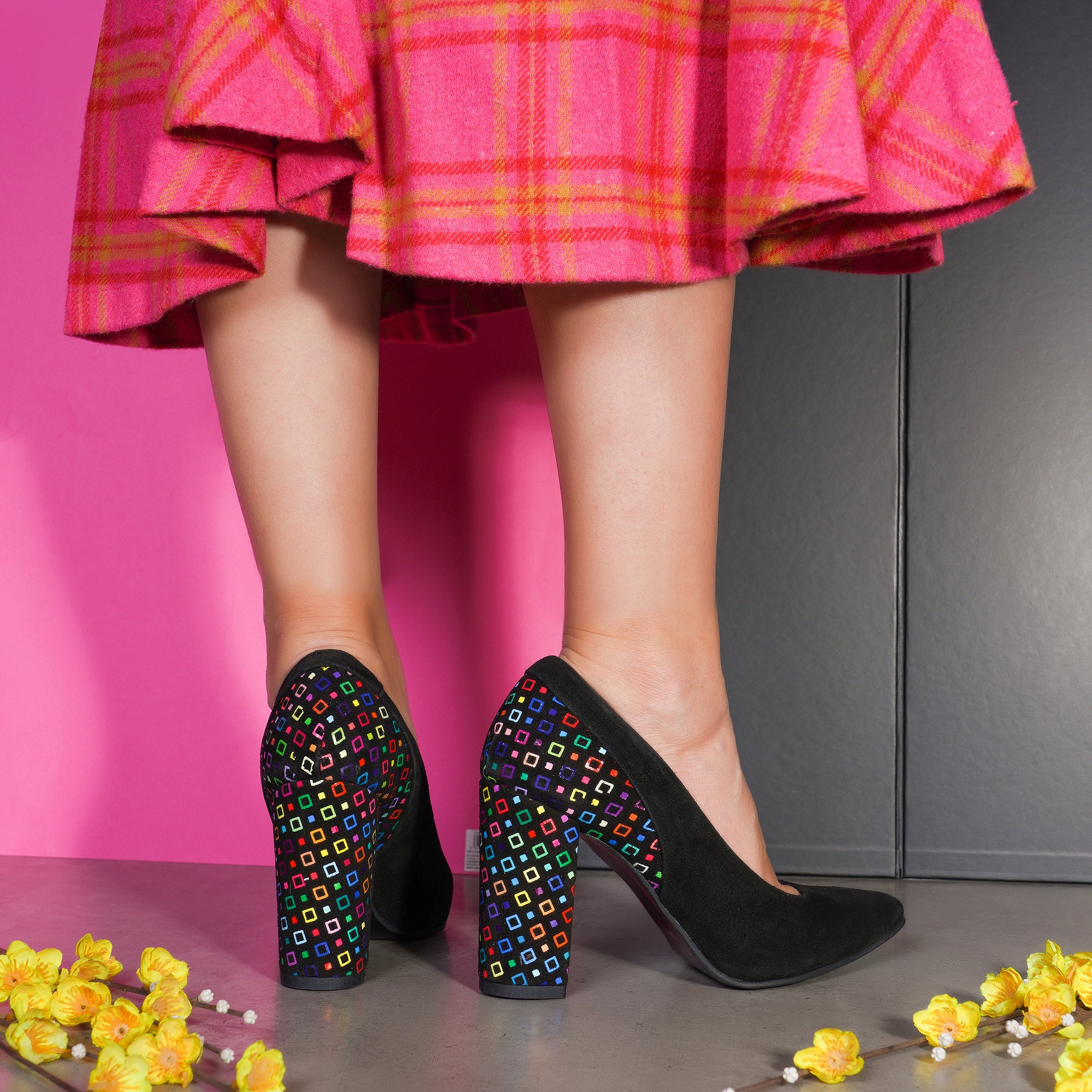 Pantofi Piele Intoarsa Negru Toc Color V23 - Orice Culoare