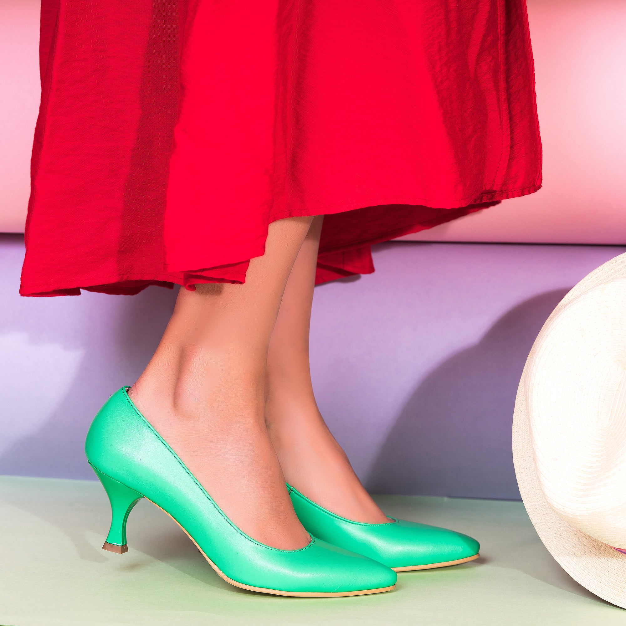 Pantofi Piele Verde Toc Mic Evazat C57 - Orice Culoare