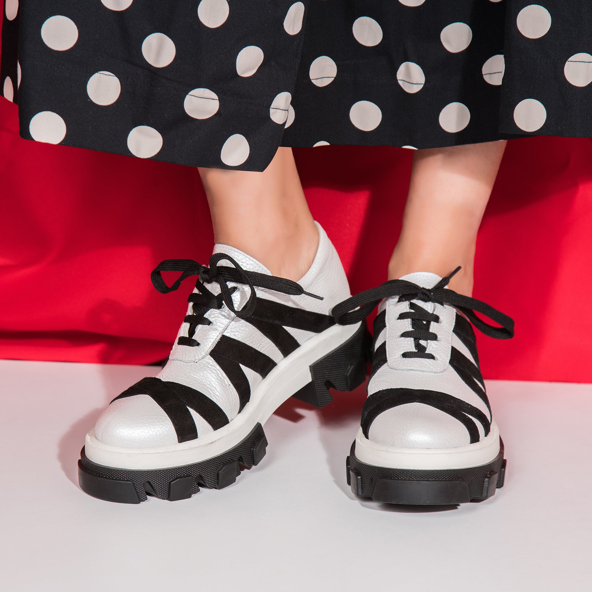 Pantofi Dama Talpa Bocanc Alb/Negru V14  - orice culoare
