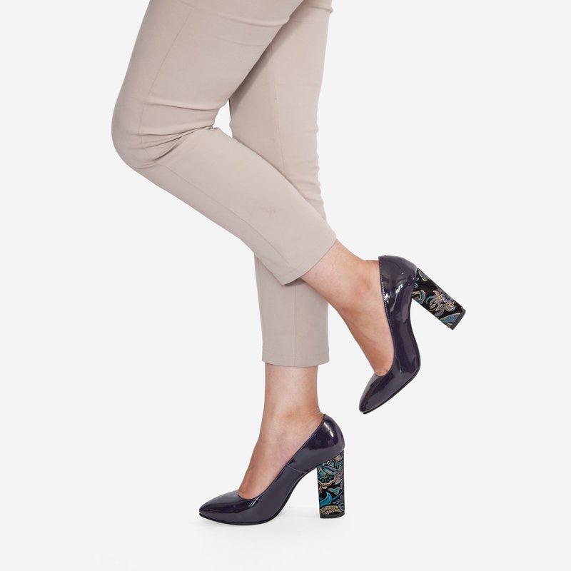 Pantofi Intoarsa Negru/Model varf ascutit cu toc gros D17 - orice culoare