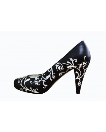 Pantofi pictati manual Black and White - orice culoare