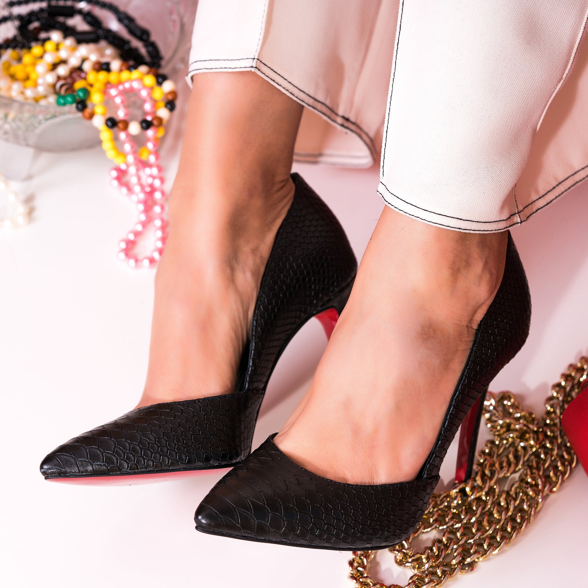 Pantofi Stiletto Croco Negru Classy L37 - orice culoare