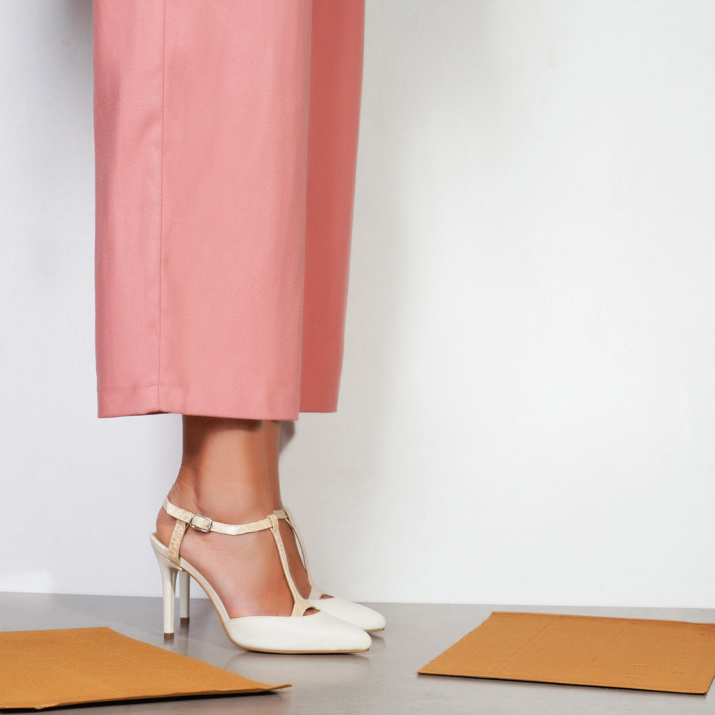 Pantofi Stiletto Decupat Piele ivoire E7 - orice culoare