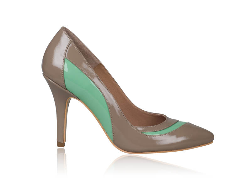 Pantofi stiletto piele lacuita capucino N8 - orice  culoare